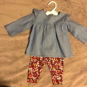 Never worn 6 month baby blouse & leggings